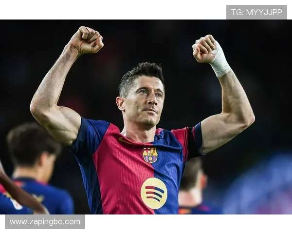 莱万拜仁转会争议：职业球员忠诚与利益的抉择分析