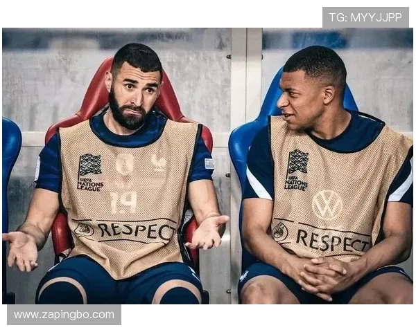 姆巴佩与本泽马战术角色对比：终结者与组织者的差异分析