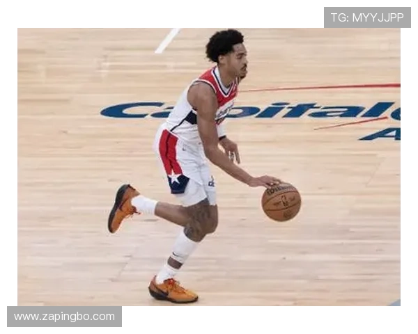 乔丹·普尔通过挡拆提高三分效率，拉开勇士进攻空间